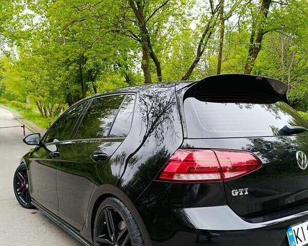 Черный Фольксваген Гольф ГТИ, объемом двигателя 1.98 л и пробегом 91 тыс. км за 18500 $, фото 6 на Automoto.ua