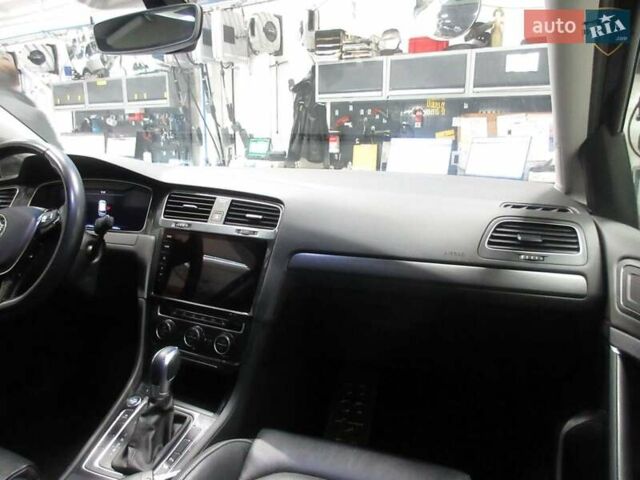 Черный Фольксваген Гольф ГТИ, объемом двигателя 0 л и пробегом 99 тыс. км за 14700 $, фото 11 на Automoto.ua