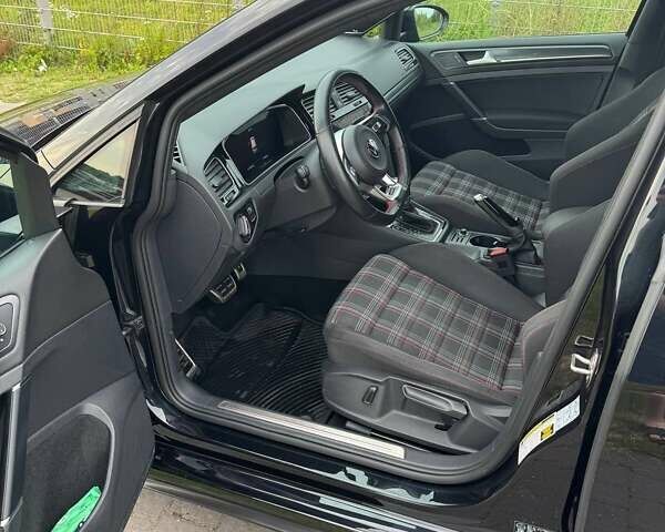 Чорний Фольксваген Гольф ГТІ, об'ємом двигуна 1.98 л та пробігом 95 тис. км за 20000 $, фото 7 на Automoto.ua