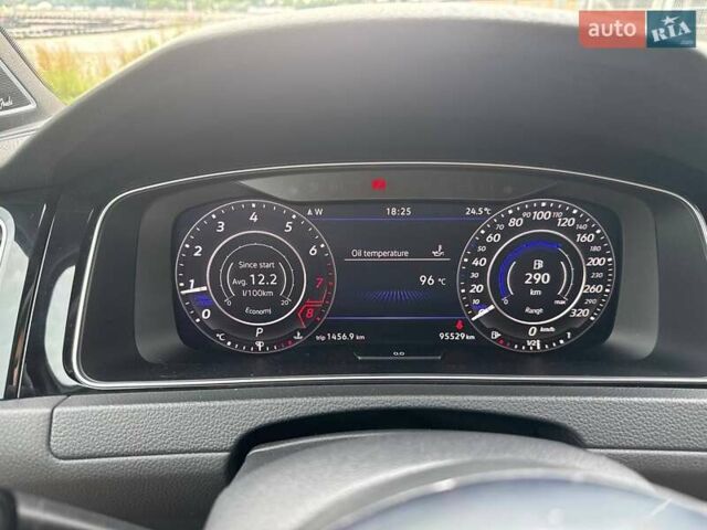 Чорний Фольксваген Гольф ГТІ, об'ємом двигуна 1.98 л та пробігом 95 тис. км за 20000 $, фото 13 на Automoto.ua