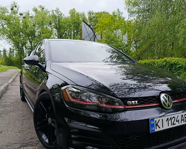 Черный Фольксваген Гольф ГТИ, объемом двигателя 1.98 л и пробегом 91 тыс. км за 18500 $, фото 2 на Automoto.ua