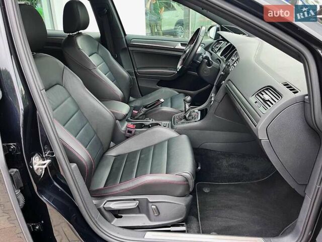 Черный Фольксваген Гольф ГТИ, объемом двигателя 1.98 л и пробегом 44 тыс. км за 19999 $, фото 23 на Automoto.ua