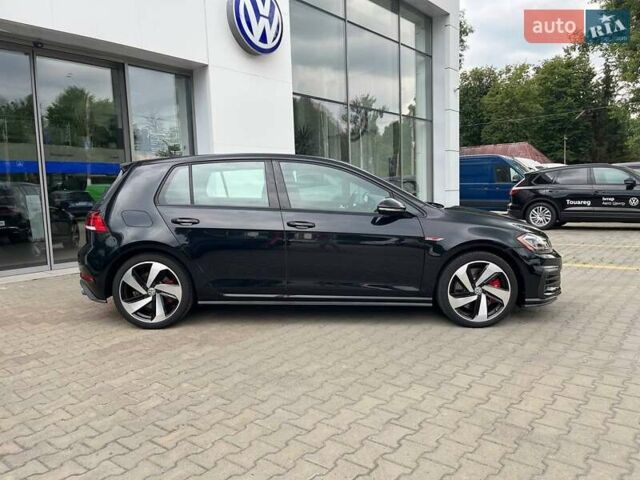Черный Фольксваген Гольф ГТИ, объемом двигателя 1.98 л и пробегом 44 тыс. км за 19999 $, фото 1 на Automoto.ua