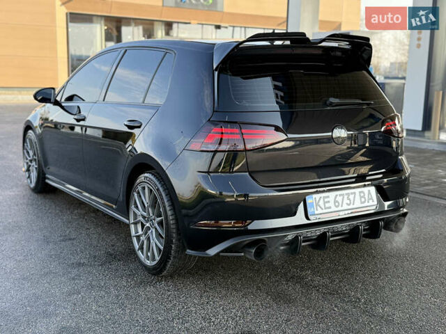 Черный Фольксваген Гольф ГТИ, объемом двигателя 1.98 л и пробегом 62 тыс. км за 19000 $, фото 3 на Automoto.ua