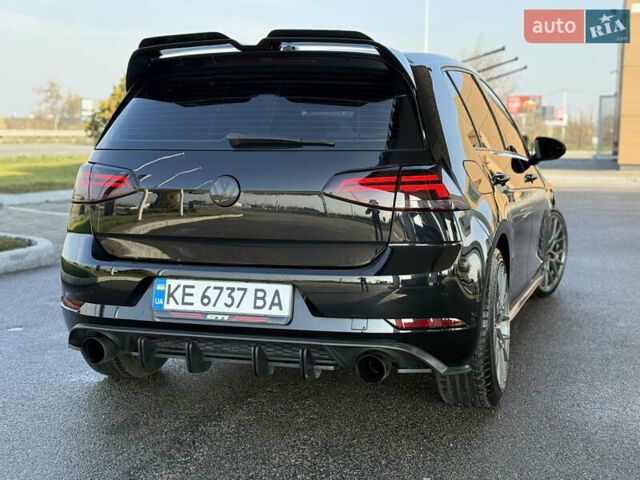 Черный Фольксваген Гольф ГТИ, объемом двигателя 1.98 л и пробегом 62 тыс. км за 19000 $, фото 27 на Automoto.ua