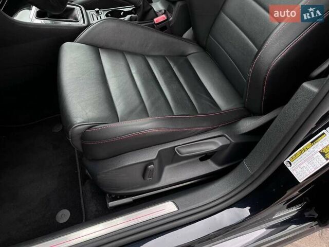 Черный Фольксваген Гольф ГТИ, объемом двигателя 1.98 л и пробегом 44 тыс. км за 19999 $, фото 15 на Automoto.ua