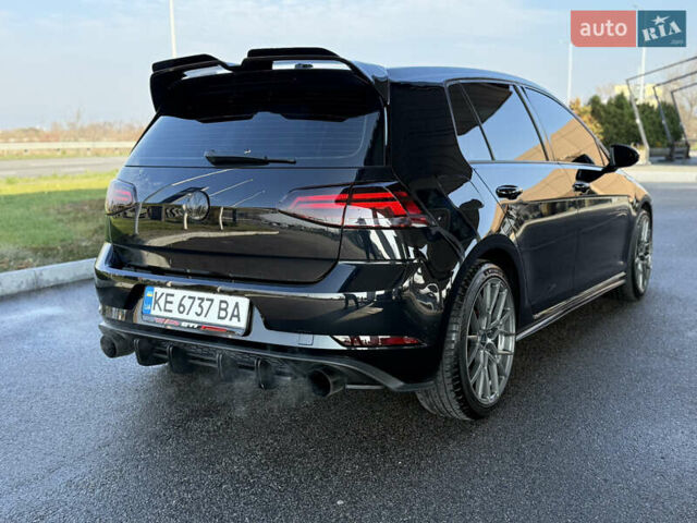 Черный Фольксваген Гольф ГТИ, объемом двигателя 1.98 л и пробегом 62 тыс. км за 19000 $, фото 19 на Automoto.ua