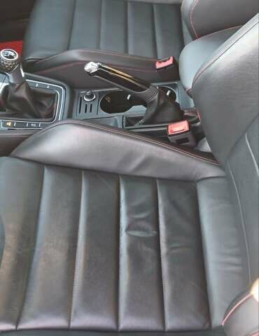 Черный Фольксваген Гольф ГТИ, объемом двигателя 1.98 л и пробегом 135 тыс. км за 19399 $, фото 25 на Automoto.ua