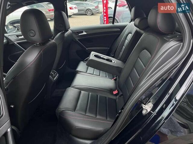 Черный Фольксваген Гольф ГТИ, объемом двигателя 1.98 л и пробегом 44 тыс. км за 19999 $, фото 23 на Automoto.ua