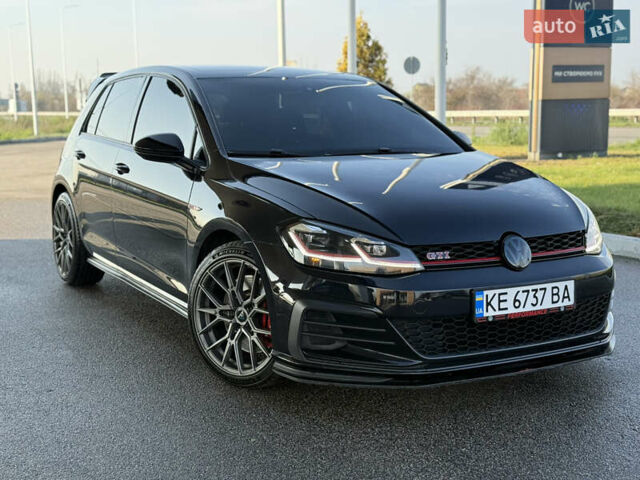 Черный Фольксваген Гольф ГТИ, объемом двигателя 1.98 л и пробегом 62 тыс. км за 19000 $, фото 22 на Automoto.ua