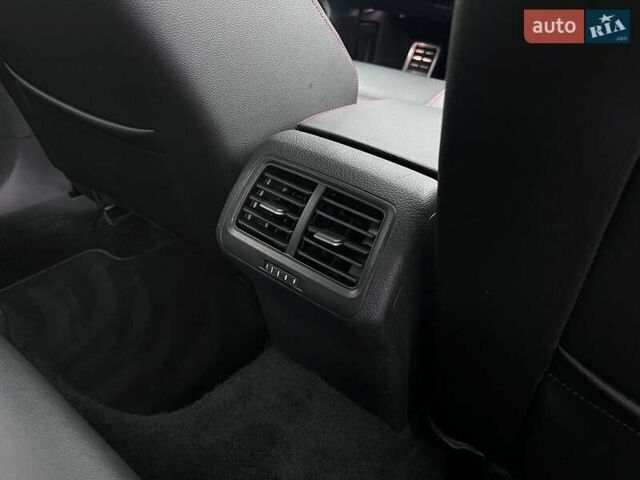 Черный Фольксваген Гольф ГТИ, объемом двигателя 1.98 л и пробегом 44 тыс. км за 19999 $, фото 31 на Automoto.ua