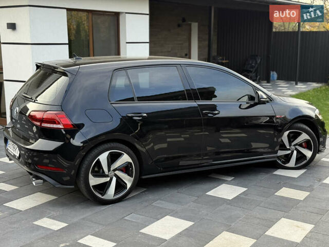 Черный Фольксваген Гольф ГТИ, объемом двигателя 2 л и пробегом 60 тыс. км за 21000 $, фото 3 на Automoto.ua