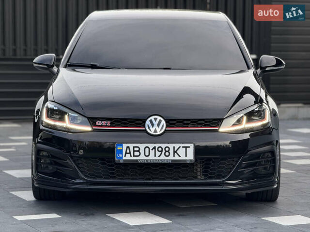 Черный Фольксваген Гольф ГТИ, объемом двигателя 2 л и пробегом 60 тыс. км за 21000 $, фото 5 на Automoto.ua
