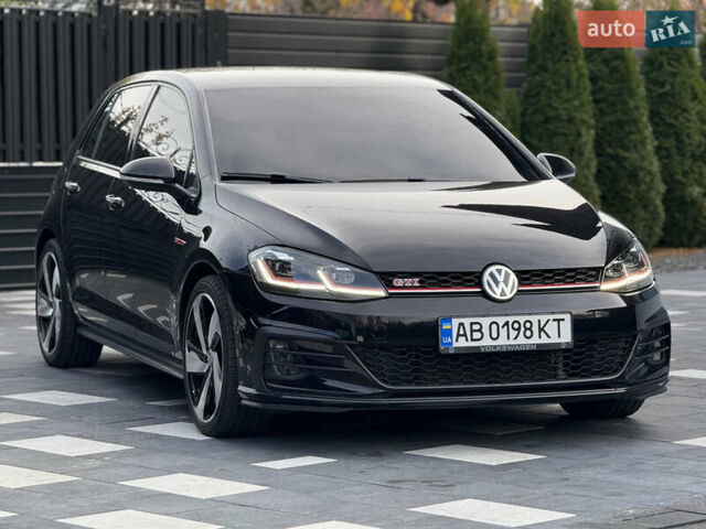 Черный Фольксваген Гольф ГТИ, объемом двигателя 2 л и пробегом 60 тыс. км за 21000 $, фото 6 на Automoto.ua