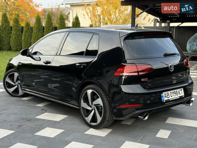 Черный Фольксваген Гольф ГТИ, объемом двигателя 2 л и пробегом 60 тыс. км за 21000 $, фото 2 на Automoto.ua