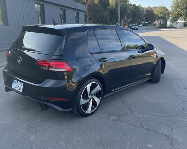 Черный Фольксваген Гольф ГТИ, объемом двигателя 1.98 л и пробегом 25 тыс. км за 22000 $, фото 5 на Automoto.ua