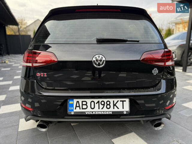 Черный Фольксваген Гольф ГТИ, объемом двигателя 2 л и пробегом 60 тыс. км за 21000 $, фото 9 на Automoto.ua