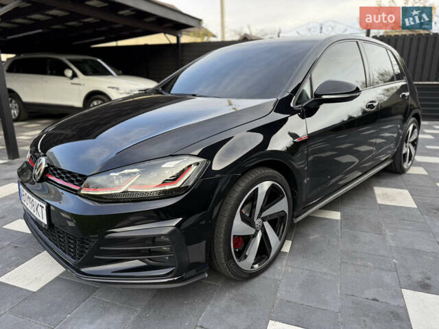 Черный Фольксваген Гольф ГТИ, объемом двигателя 2 л и пробегом 60 тыс. км за 21000 $, фото 10 на Automoto.ua