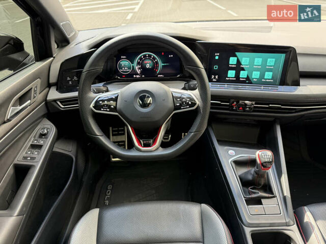 Черный Фольксваген Гольф ГТИ, объемом двигателя 2 л и пробегом 69 тыс. км за 23700 $, фото 12 на Automoto.ua