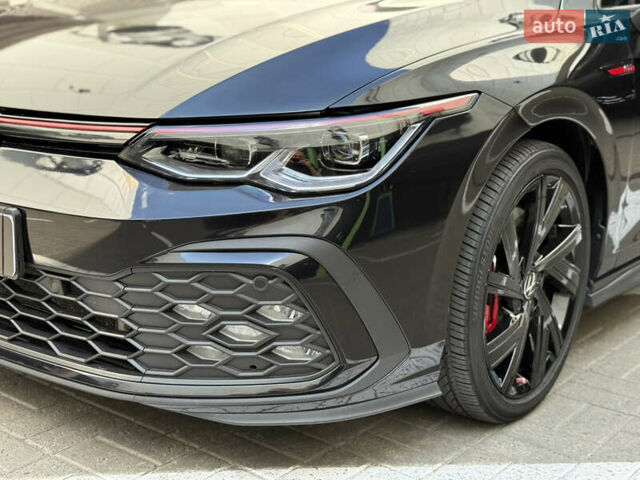 Черный Фольксваген Гольф ГТИ, объемом двигателя 2 л и пробегом 69 тыс. км за 23700 $, фото 2 на Automoto.ua