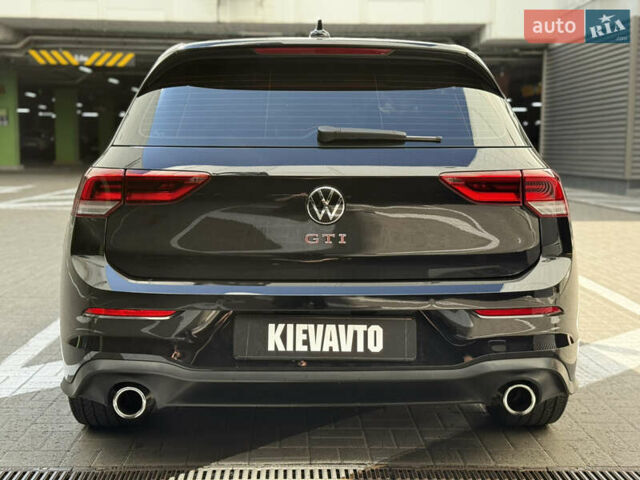 Черный Фольксваген Гольф ГТИ, объемом двигателя 2 л и пробегом 69 тыс. км за 23700 $, фото 6 на Automoto.ua