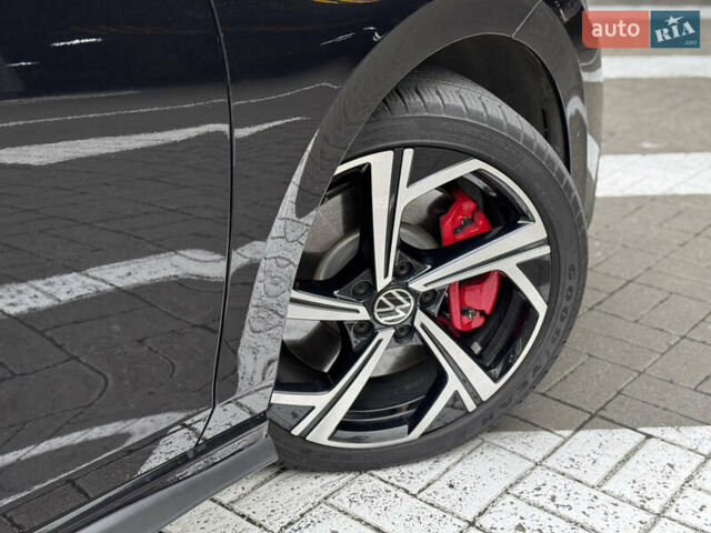 Черный Фольксваген Гольф ГТИ, объемом двигателя 2 л и пробегом 34 тыс. км за 29900 $, фото 13 на Automoto.ua