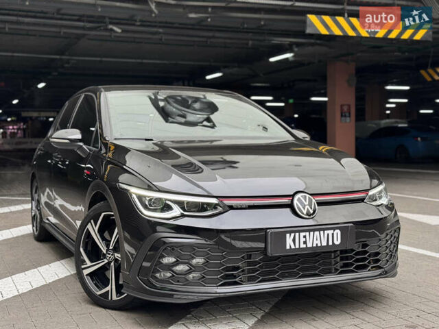 Черный Фольксваген Гольф ГТИ, объемом двигателя 2 л и пробегом 34 тыс. км за 29900 $, фото 3 на Automoto.ua