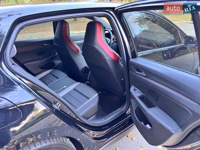 Черный Фольксваген Гольф ГТИ, объемом двигателя 1.98 л и пробегом 33 тыс. км за 30999 $, фото 8 на Automoto.ua