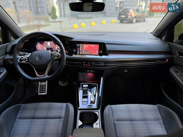 Чорний Фольксваген Гольф ГТІ, об'ємом двигуна 1.98 л та пробігом 13 тис. км за 32000 $, фото 11 на Automoto.ua