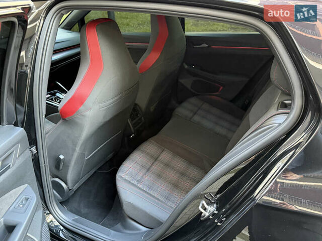 Чорний Фольксваген Гольф ГТІ, об'ємом двигуна 1.98 л та пробігом 13 тис. км за 32000 $, фото 13 на Automoto.ua