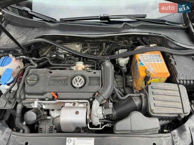 Фольксваген Гольф ГТИ 2011 в Костополе на Automoto.ua Коричневый Фольксваген Гольф ГТИ, объемом двигателя 1.4 л и пробегом 292 тыс. км за 7500 $, фото 5 на Automoto.ua