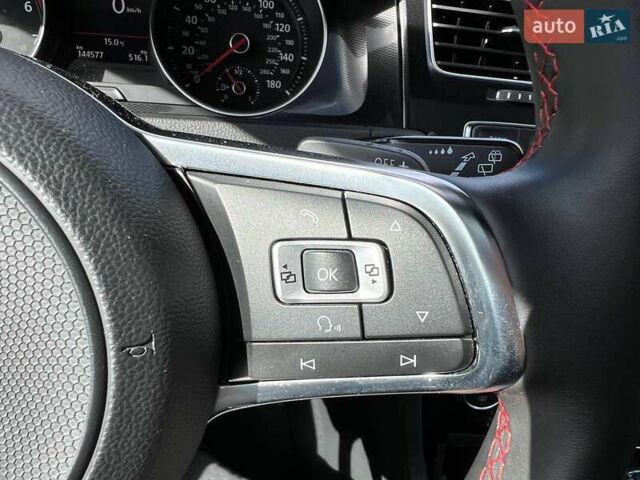 Красный Фольксваген Гольф ГТИ, объемом двигателя 1.98 л и пробегом 144 тыс. км за 16490 $, фото 21 на Automoto.ua