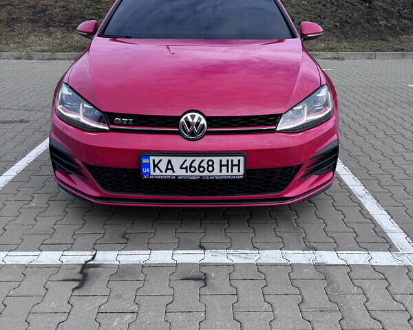 Красный Фольксваген Гольф ГТИ, объемом двигателя 1.98 л и пробегом 105 тыс. км за 22500 $, фото 19 на Automoto.ua