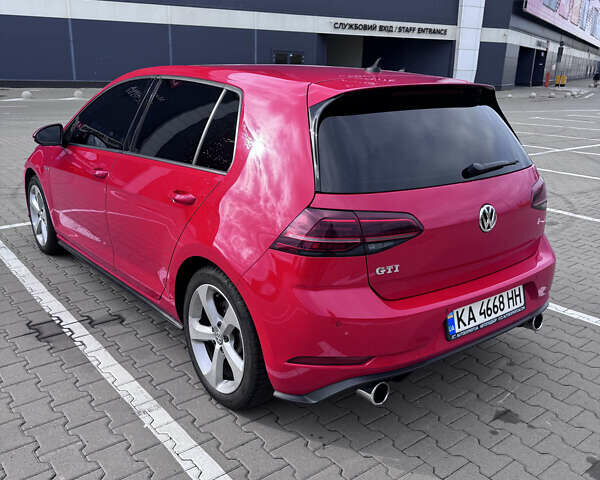 Красный Фольксваген Гольф ГТИ, объемом двигателя 1.98 л и пробегом 105 тыс. км за 22500 $, фото 3 на Automoto.ua