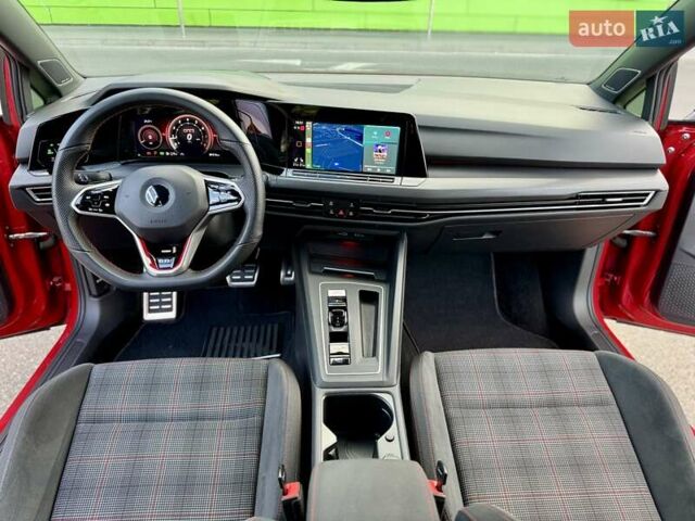 Фольксваген Гольф ГТИ 2021 в Киеве на Automoto.ua Красный Фольксваген Гольф ГТИ, объемом двигателя 1.98 л и пробегом 90 тыс. км за 26900 $, фото 49 на Automoto.ua