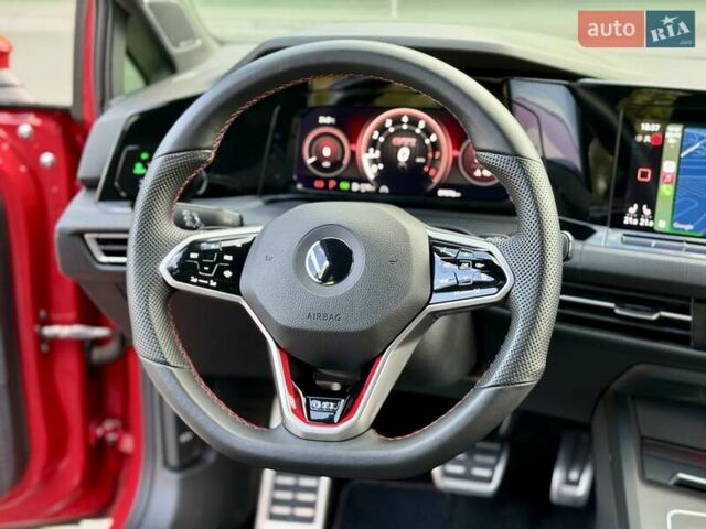 Фольксваген Гольф ГТИ 2021 в Киеве на Automoto.ua Красный Фольксваген Гольф ГТИ, объемом двигателя 1.98 л и пробегом 90 тыс. км за 26900 $, фото 52 на Automoto.ua