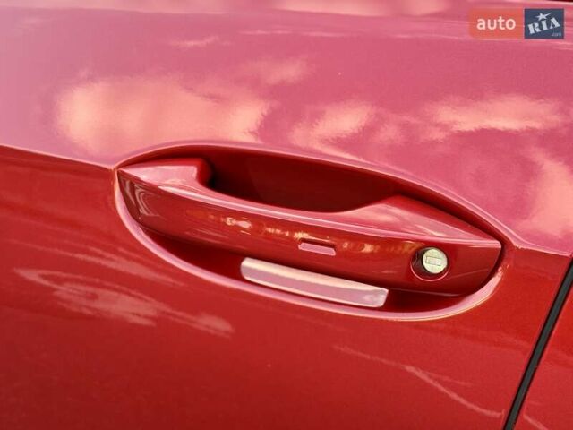 Фольксваген Гольф ГТИ 2021 в Киеве на Automoto.ua Красный Фольксваген Гольф ГТИ, объемом двигателя 1.98 л и пробегом 90 тыс. км за 26900 $, фото 31 на Automoto.ua