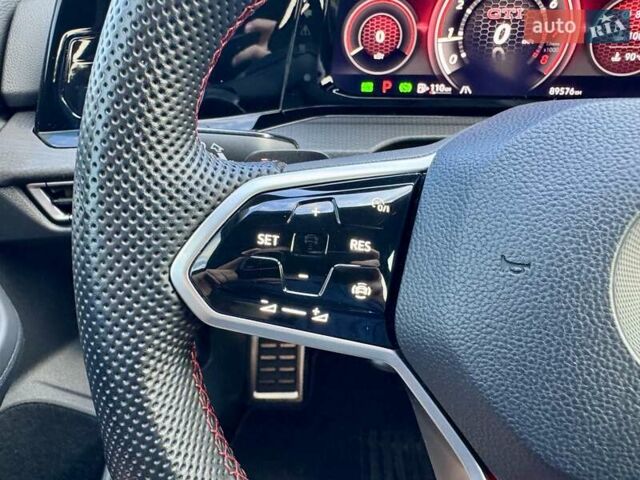 Фольксваген Гольф ГТИ 2021 в Киеве на Automoto.ua Красный Фольксваген Гольф ГТИ, объемом двигателя 1.98 л и пробегом 90 тыс. км за 26900 $, фото 77 на Automoto.ua