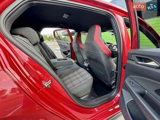 Фольксваген Гольф ГТИ 2021 в Киеве на Automoto.ua Красный Фольксваген Гольф ГТИ, объемом двигателя 1.98 л и пробегом 90 тыс. км за 26900 $, фото 42 на Automoto.ua