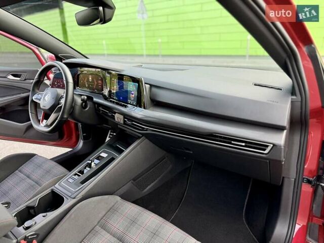 Фольксваген Гольф ГТИ 2021 в Киеве на Automoto.ua Красный Фольксваген Гольф ГТИ, объемом двигателя 1.98 л и пробегом 90 тыс. км за 26900 $, фото 46 на Automoto.ua