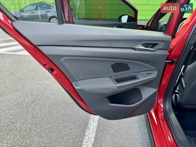 Фольксваген Гольф ГТИ 2021 в Киеве на Automoto.ua Красный Фольксваген Гольф ГТИ, объемом двигателя 1.98 л и пробегом 90 тыс. км за 26900 $, фото 40 на Automoto.ua