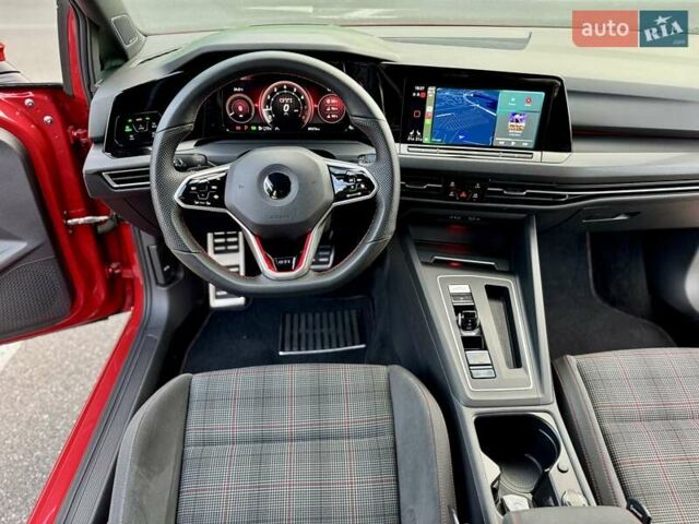 Фольксваген Гольф ГТИ 2021 в Киеве на Automoto.ua Красный Фольксваген Гольф ГТИ, объемом двигателя 1.98 л и пробегом 90 тыс. км за 26900 $, фото 51 на Automoto.ua