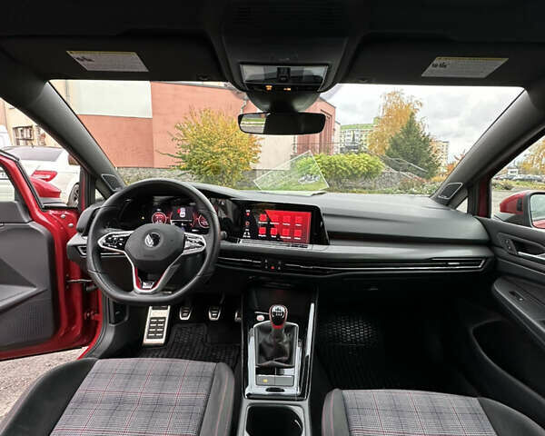 Червоний Фольксваген Гольф ГТІ, об'ємом двигуна 1.98 л та пробігом 35 тис. км за 23999 $, фото 11 на Automoto.ua