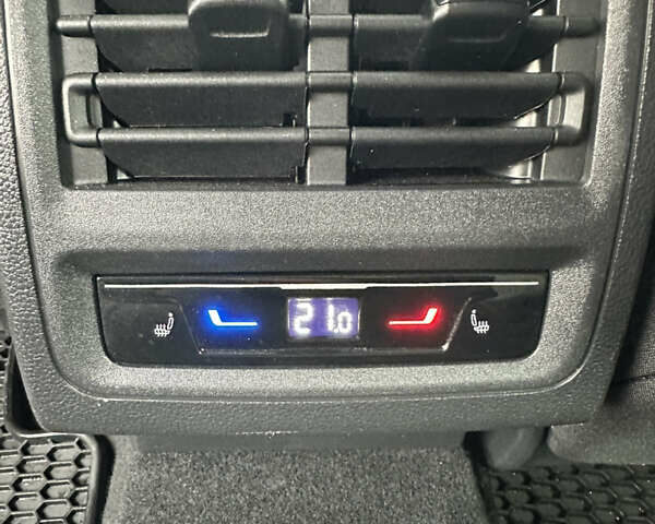 Червоний Фольксваген Гольф ГТІ, об'ємом двигуна 1.98 л та пробігом 35 тис. км за 23999 $, фото 10 на Automoto.ua