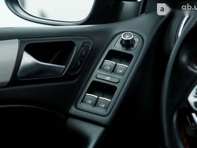 Фольксваген Гольф ГТИ, объемом двигателя 2 л и пробегом 222 тыс. км за 12000 $, фото 14 на Automoto.ua