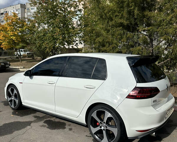 Фольксваген Гольф ГТИ, объемом двигателя 1.98 л и пробегом 157 тыс. км за 14000 $, фото 37 на Automoto.ua