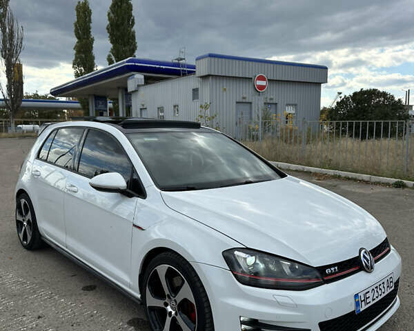 Фольксваген Гольф ГТИ, объемом двигателя 1.98 л и пробегом 157 тыс. км за 14000 $, фото 21 на Automoto.ua