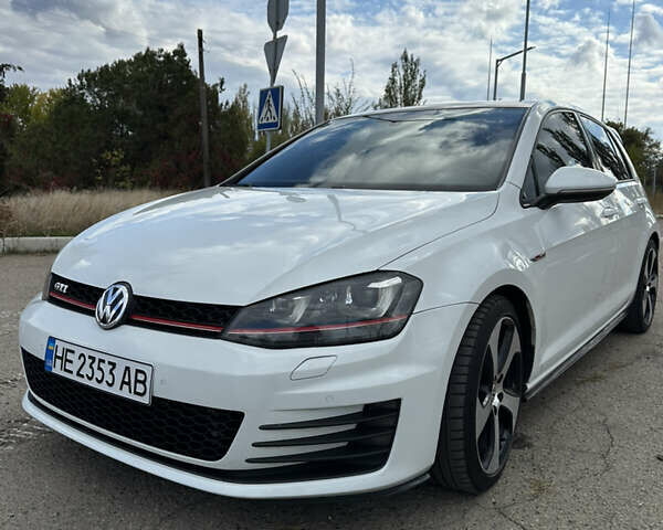 Фольксваген Гольф ГТИ, объемом двигателя 1.98 л и пробегом 157 тыс. км за 14000 $, фото 15 на Automoto.ua