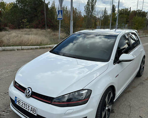 Фольксваген Гольф ГТИ, объемом двигателя 1.98 л и пробегом 157 тыс. км за 14000 $, фото 14 на Automoto.ua