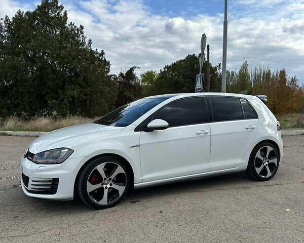 Фольксваген Гольф ГТИ, объемом двигателя 1.98 л и пробегом 157 тыс. км за 14000 $, фото 4 на Automoto.ua